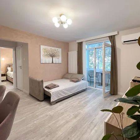 Old For Your Memories Apartment *