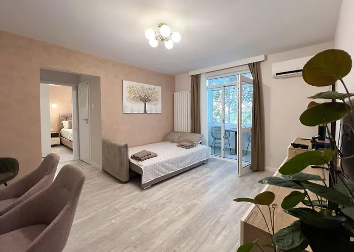 Old For Your Memories Apartment *