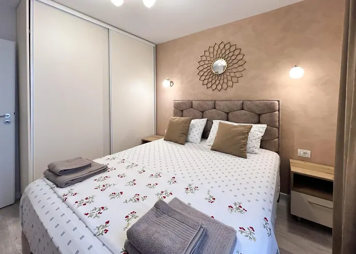 Old For Your Memories 公寓